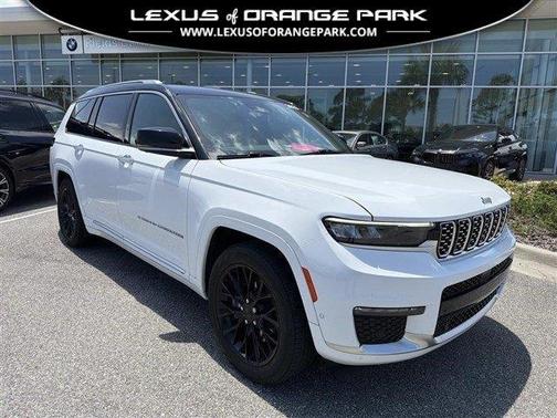 Diamond Black Crystal Pearlcoat 2023 Jeep Grand Cherokee L Summit