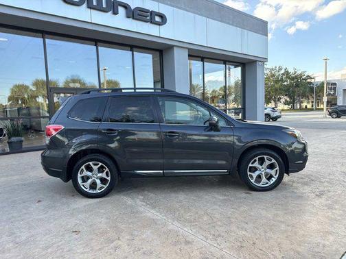 2017 Subaru Forester 2.5i Touring
