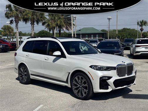 Mineral White Metallic 2019 BMW X7 xDrive40i