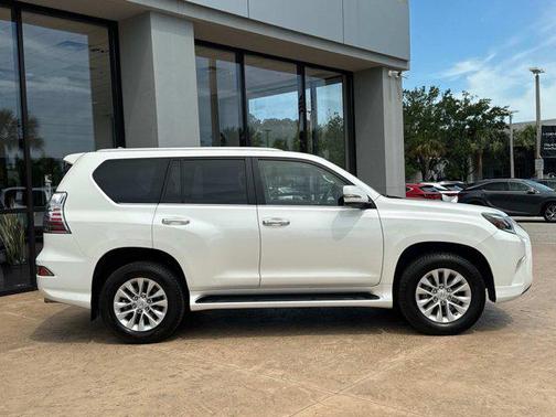 2022 Lexus GX 460 Premium