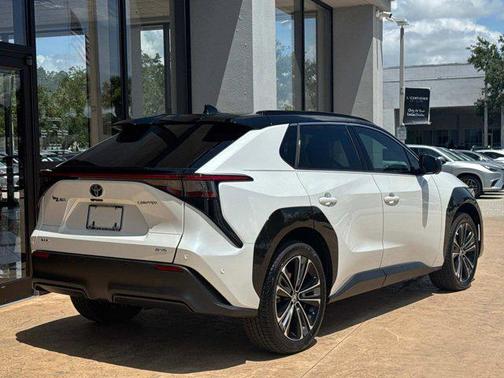 2024 Toyota bZ4X Limited