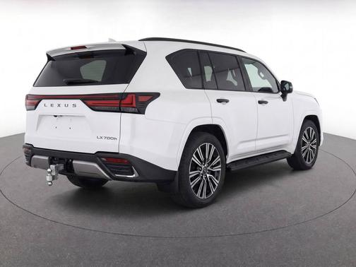 White Pearl 2025 Lexus LX 700h Luxury