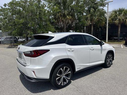 Eminent White Pearl 2019 Lexus RX 450h Base