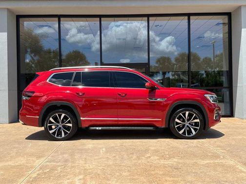 2024 Volkswagen Atlas 2.0T SEL Premium R-Line 4MOTION