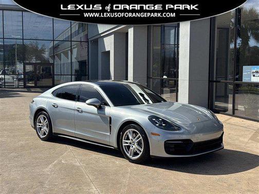 2021 Porsche Panamera Base