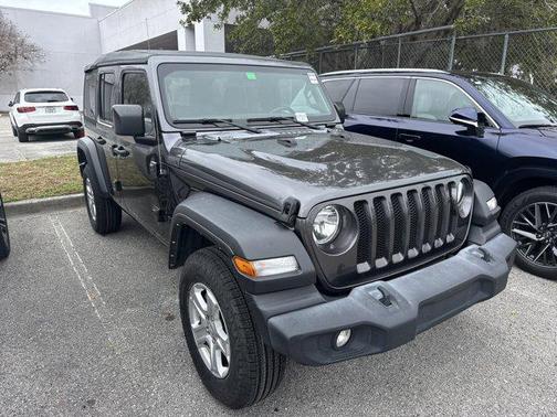 2022 Jeep Wrangler Unlimited Sport