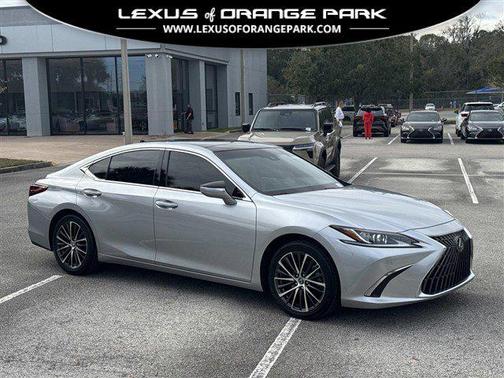 2022 Lexus ES 350 Base
