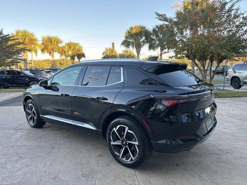 2025 Chevrolet Equinox EV LT