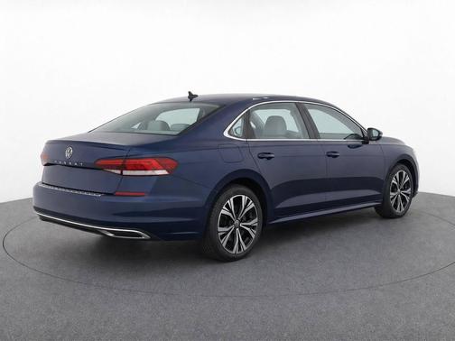 Blue Metallic 2021 Volkswagen Passat 2.0T SE