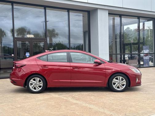 Scarlet Red Pearl 2020 Hyundai ELANTRA Value Edition