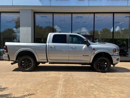 2024 RAM 2500 Limited Crew Cab 4x4 6'4' Box