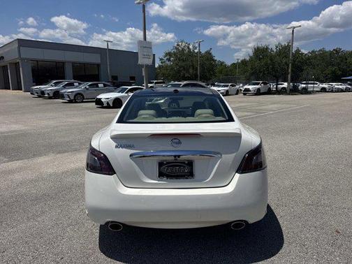 Winter Frost Pearl 2012 Nissan Maxima SV