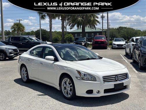 Winter Frost Pearl 2012 Nissan Maxima SV