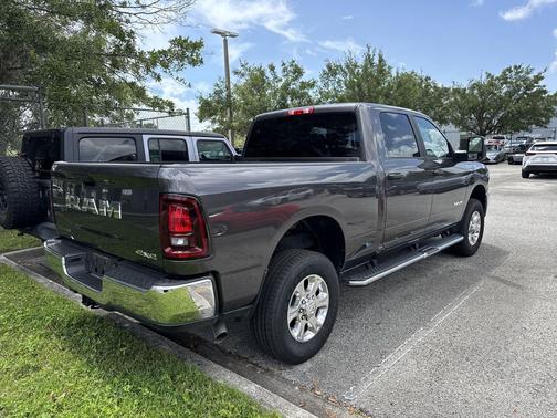 Granite Crystal Metallic Clearcoat 2026 RAM 2500 Big Horn Crew Cab 4x4 6'4' Box