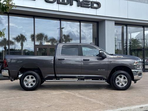 Granite Crystal Metallic Clearcoat 2026 RAM 2500 Big Horn Crew Cab 4x4 6'4' Box
