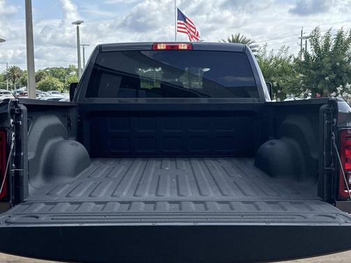 Granite Crystal Metallic Clearcoat 2026 RAM 2500 Big Horn Crew Cab 4x4 6'4' Box