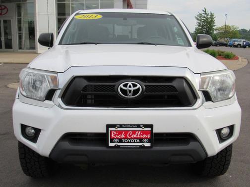 Super White 2013 Toyota Tacoma Base