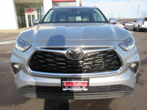 2022 Toyota Highlander Limited