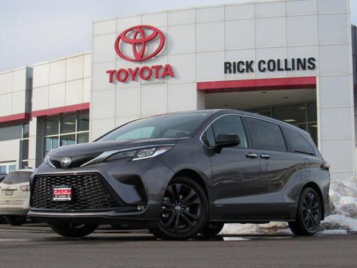 2021 Toyota Sienna XSE 7 Passenger