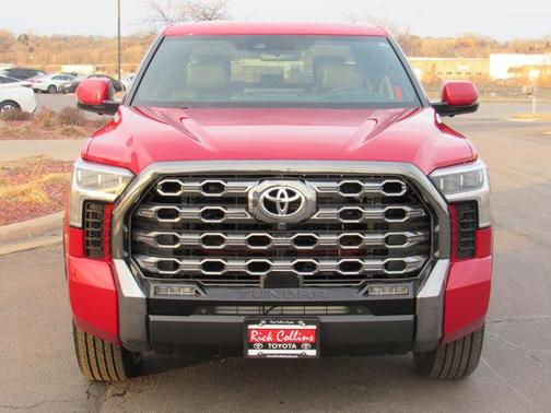 2025 Toyota Tundra Hybrid Platinum