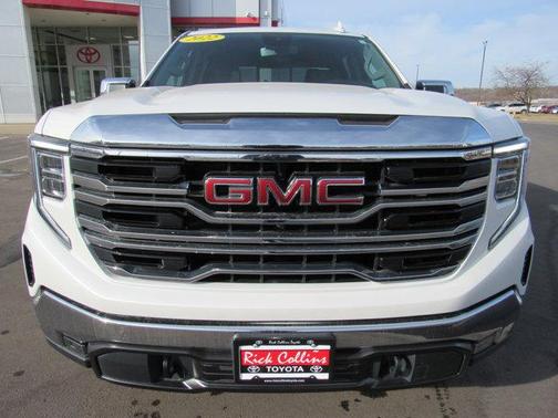 2022 GMC Sierra 1500 SLT