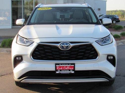 2021 Toyota Highlander Hybrid Platinum