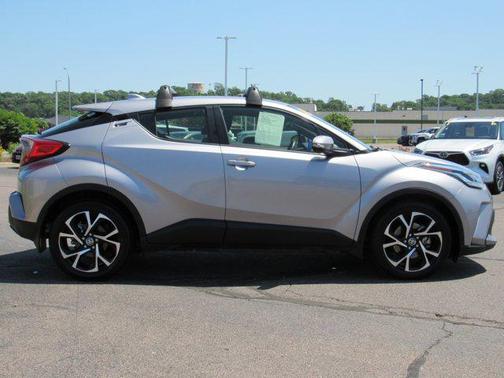2020 Toyota C-HR XLE