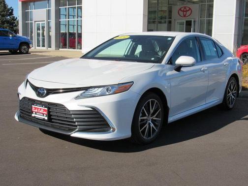 2024 Toyota Camry XLE