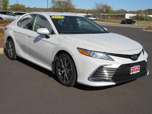 2024 Toyota Camry XLE