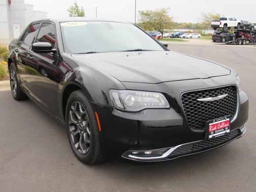 2017 Chrysler 300 S