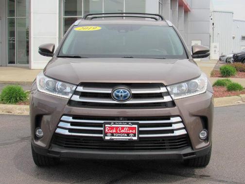 2019 Toyota Highlander Hybrid Platinum
