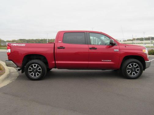 2016 Toyota Tundra SR5