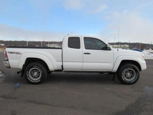 2014 Toyota Tacoma Base