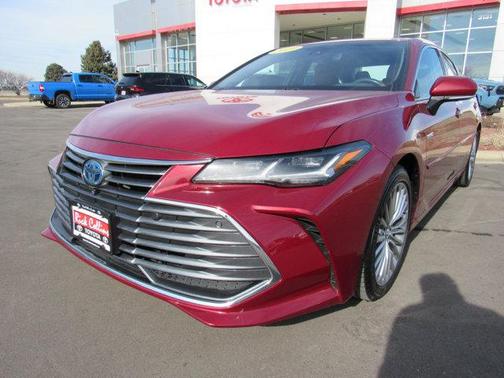 2019 Toyota Avalon Hybrid Limited