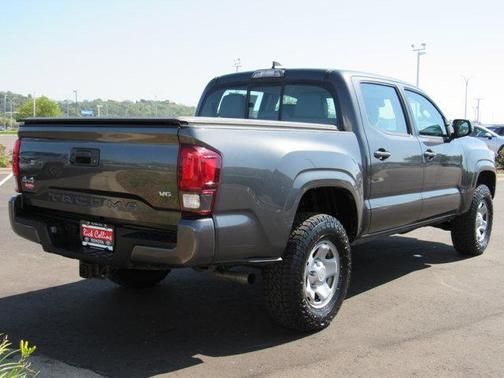 2018 Toyota Tacoma SR