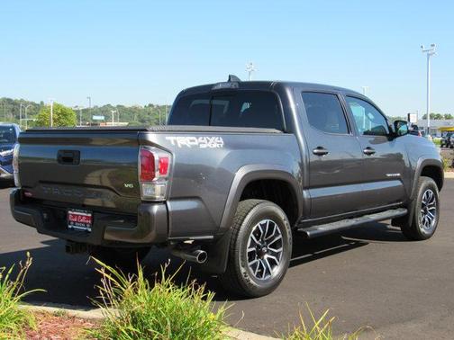 2022 Toyota Tacoma TRD Sport