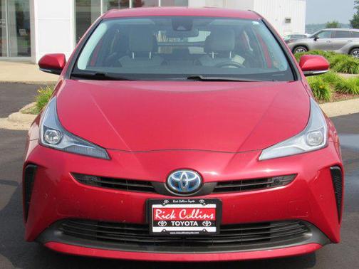 2022 Toyota Prius LE