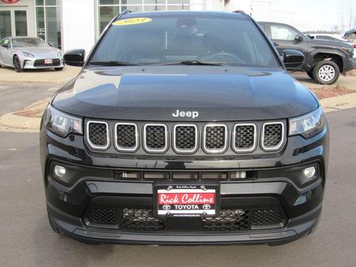 2023 Jeep Compass Latitude Lux