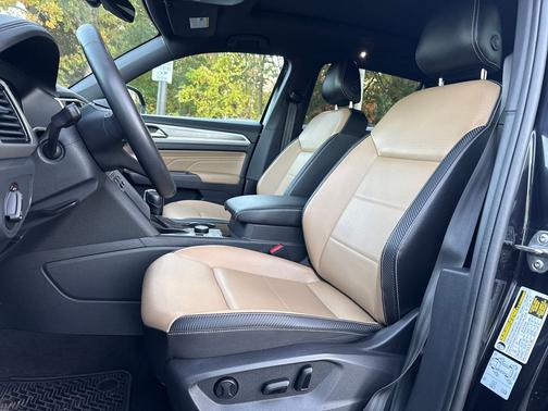 2022 Volkswagen Atlas Cross Sport 3.6 V6 SE w/ Technology
