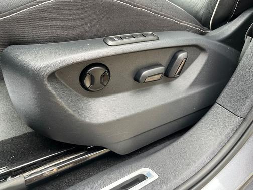 2022 Volkswagen Tiguan 2.0T SEL R-Line