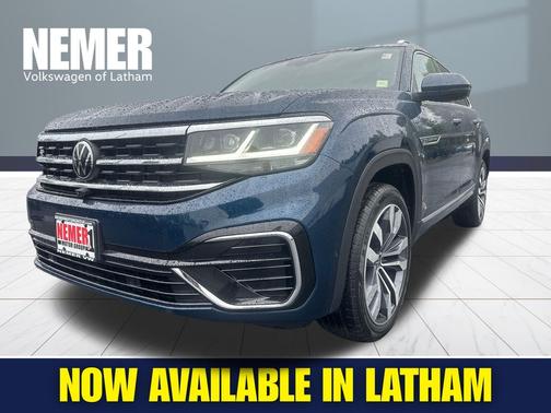 Tourmaline Blue Metallic 2023 Volkswagen Atlas Cross Sport 3.6 V6 SEL Premium R-Line