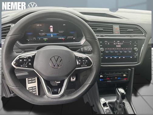 2024 Volkswagen Tiguan 2.0T SE R-Line Black