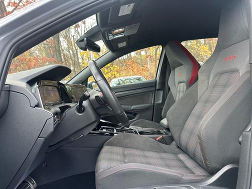 2024 Volkswagen Golf GTI 2.0T S