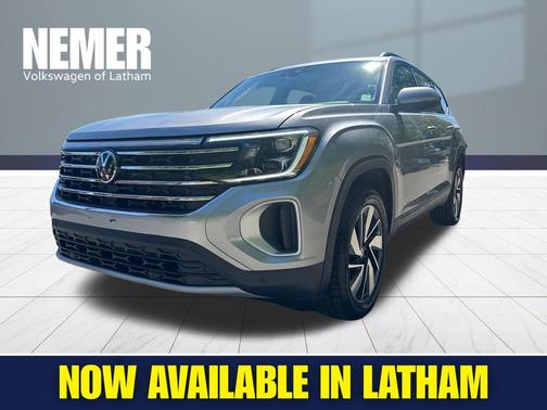 Silver Mist Metallic 2025 Volkswagen Atlas 2.0T SE