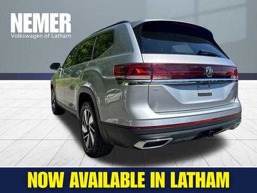 Silver Mist Metallic 2025 Volkswagen Atlas 2.0T SE