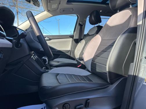 2023 Volkswagen Taos 1.5T SEL