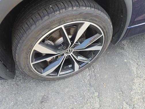 2022 Volkswagen Tiguan 2.0T SEL R-Line