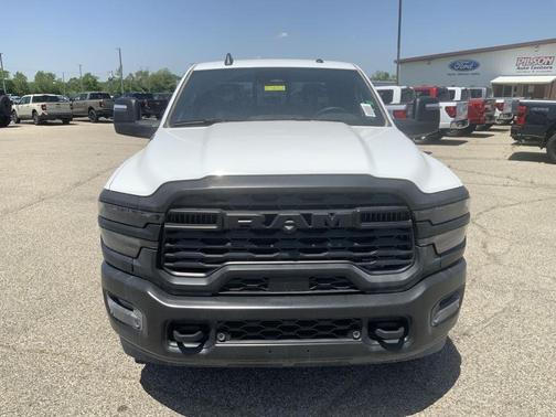 2025 RAM 2500 Tradesman Crew Cab 4x4 6'4' Box