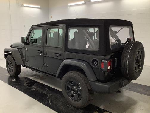 2024 Jeep Wrangler Sport