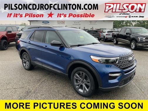 Atlas Blue Metallic 2022 Ford Explorer XLT